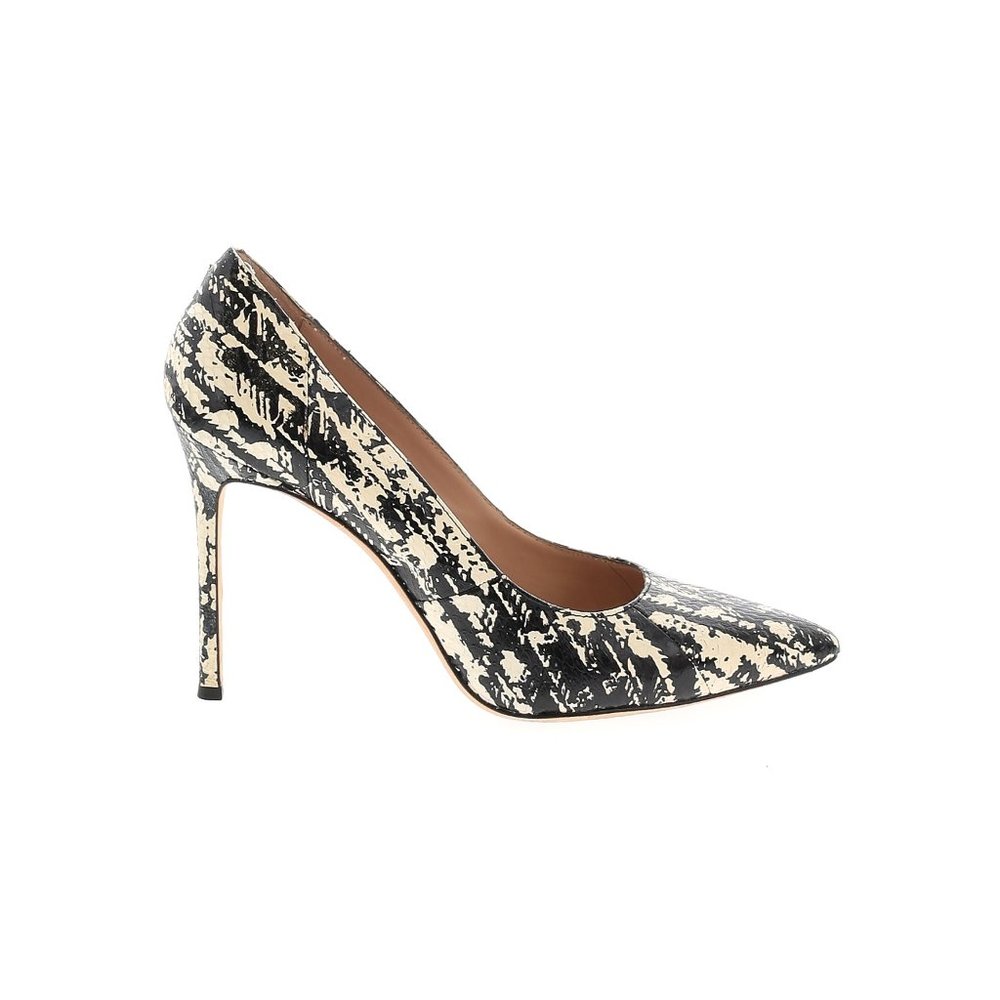 Pour La Victoire Pointy Toed Leather Heels Size 9.5